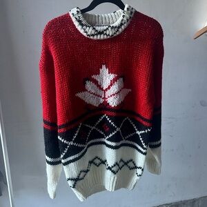 🎄Hand Knit Holiday Wool Sweater
